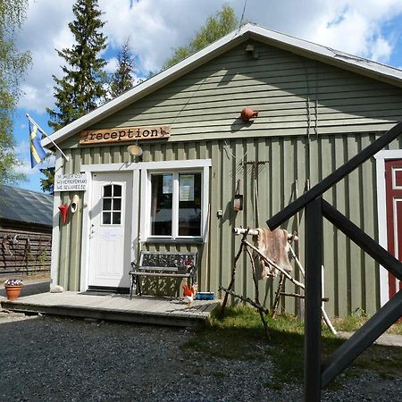 Skabram Camping & Stugby Йокмок Екстериор снимка