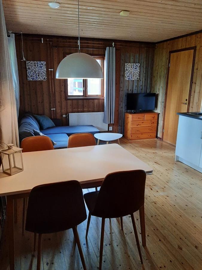 Skabram Camping & Stugby Йокмок Екстериор снимка